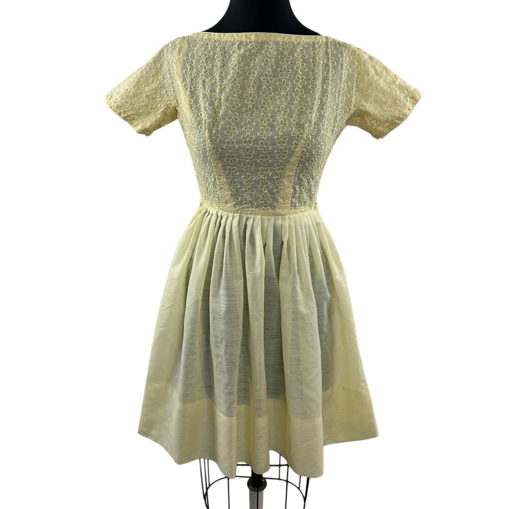 Vintage L'AIGLON Yellow Tea Dress Floral Eyelet Boat Neck Fit Flare VTG